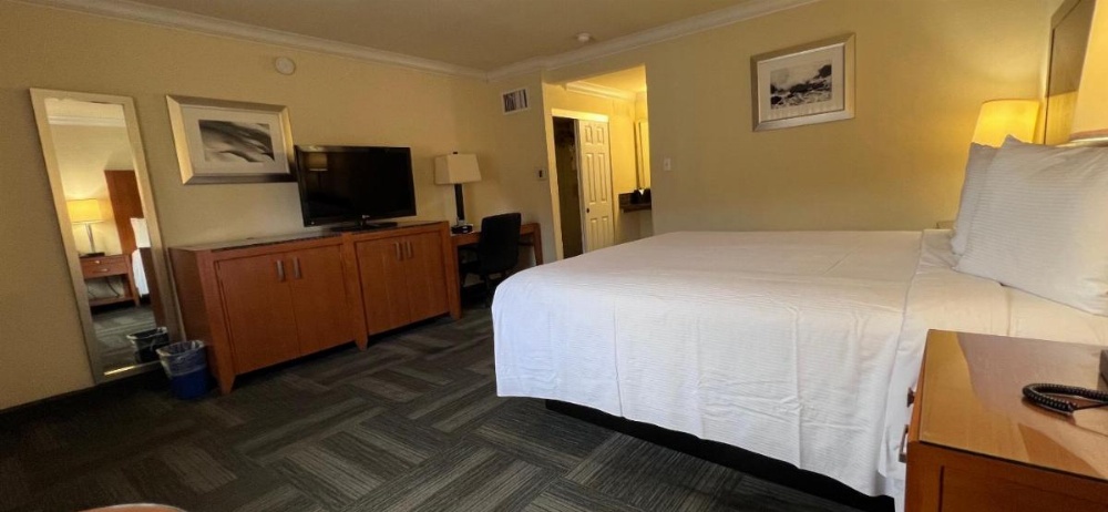 Inn at San Luis Obispo Image 25
